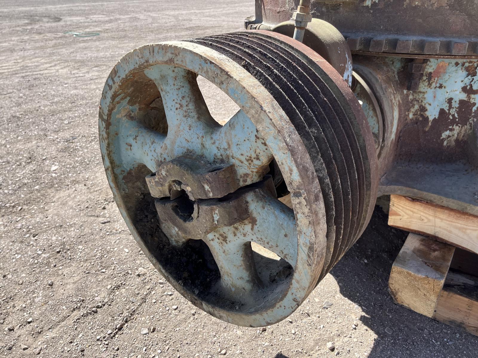 ./imagenes/INVOICE/2019/18012/TRITURADORA DE CONO TELSMITH 36 (4).JPG